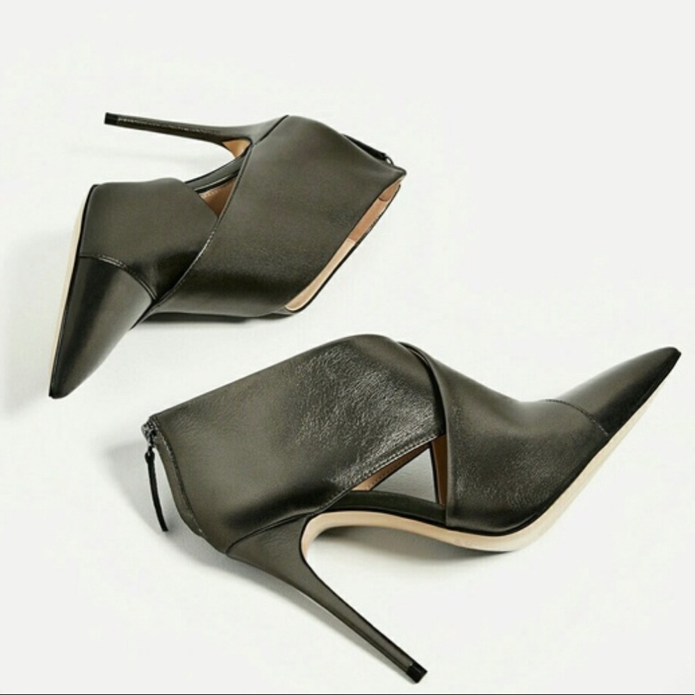 Zara Wrap Around Leather Ankle Boots Size 10